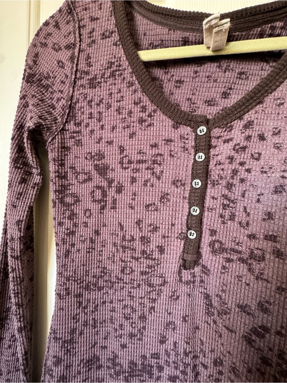 We The Free Mauve Ribbed Henley with Dark Trim - Picture 2 of 6